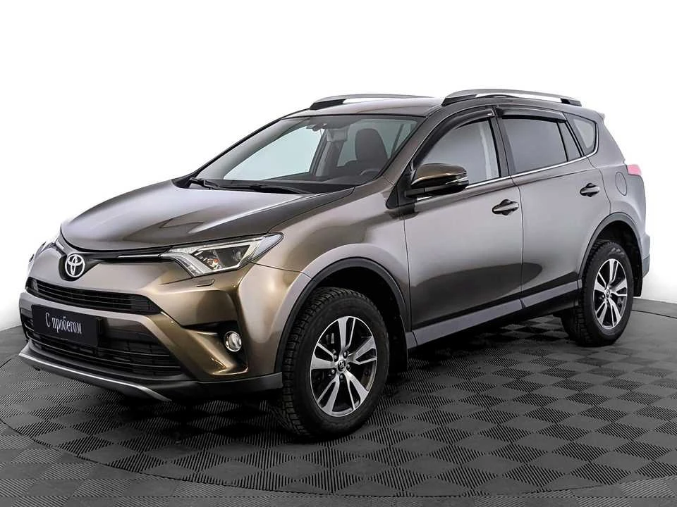 TOYOTA RAV4, 2017, пробег 24 648 км, цена от 2 150 000 руб.