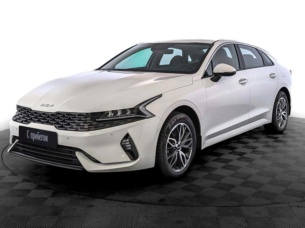 KIA K5, 2021, пробег 31 765 км, цена от 2 330 000 руб.