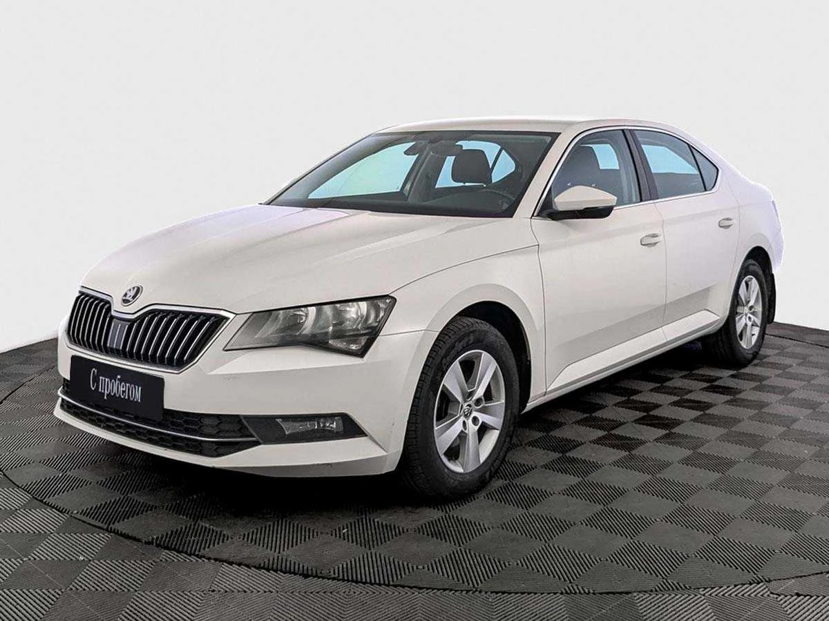 SKODA SUPERB, 2017, пробег 176 655 км, цена от 1 630 000 руб.