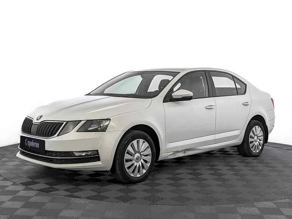 SKODA OCTAVIA, 2018, пробег 118 901 км, цена от 1 244 000 руб.