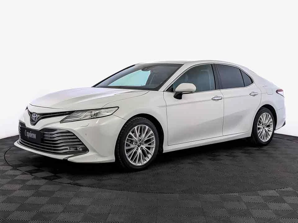 TOYOTA CAMRY, 2018, пробег 118 360 км, цена от 2 328 000 руб.