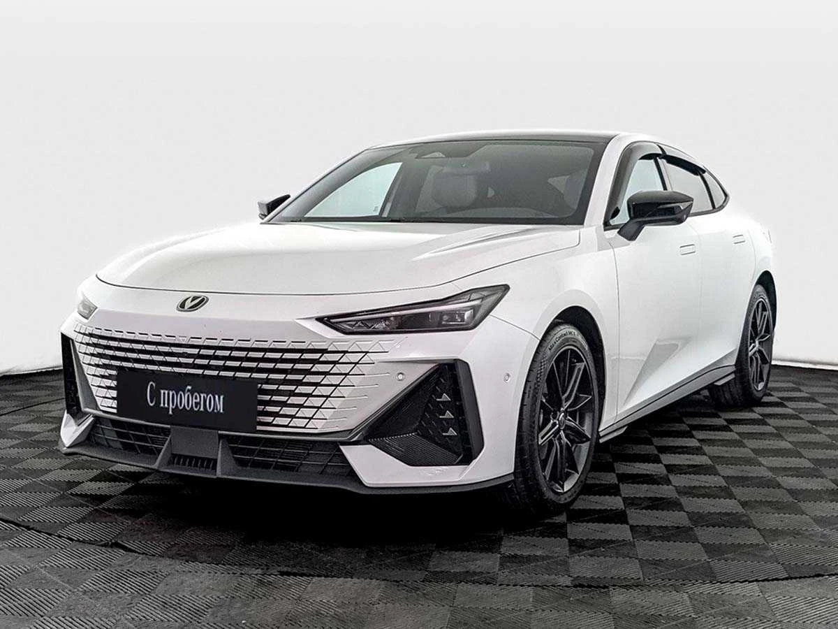 CHANGAN UNI-V, 2023, пробег 10 565 км, цена от 2 040 000 руб.