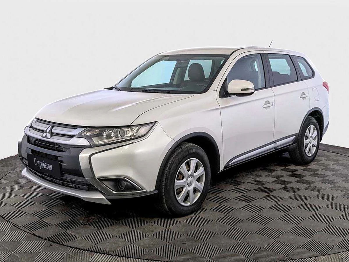 MITSUBISHI OUTLANDER, 2016, пробег 137 010 км, цена от 1 480 000 руб.