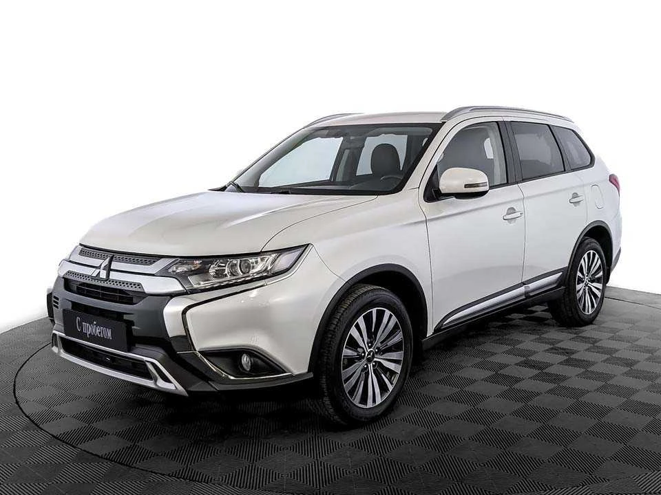 MITSUBISHI OUTLANDER, 2020, пробег 53 689 км, цена от 2 140 000 руб.