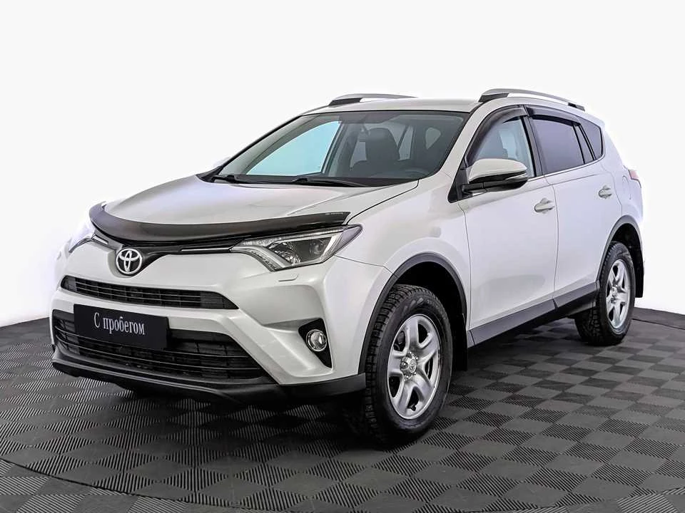 TOYOTA RAV4, 2019, пробег 121 251 км, цена от 1 990 000 руб.